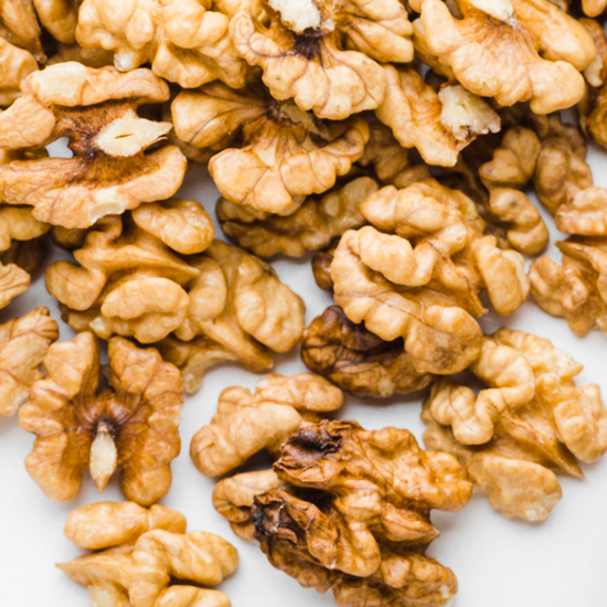 Shelled walnuts